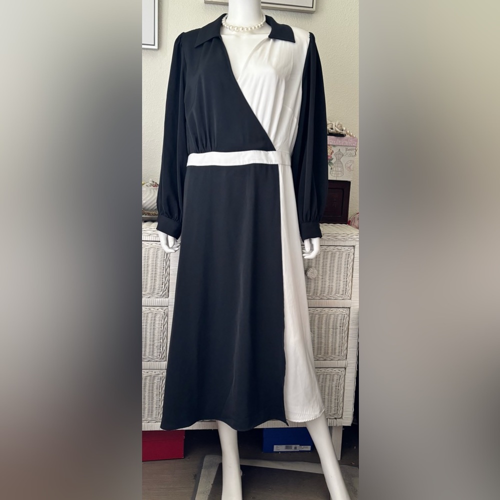 Eloquii Midi Dress Faux Wrap Revealing V Neck Black White Colorblock Plus Sz. 16